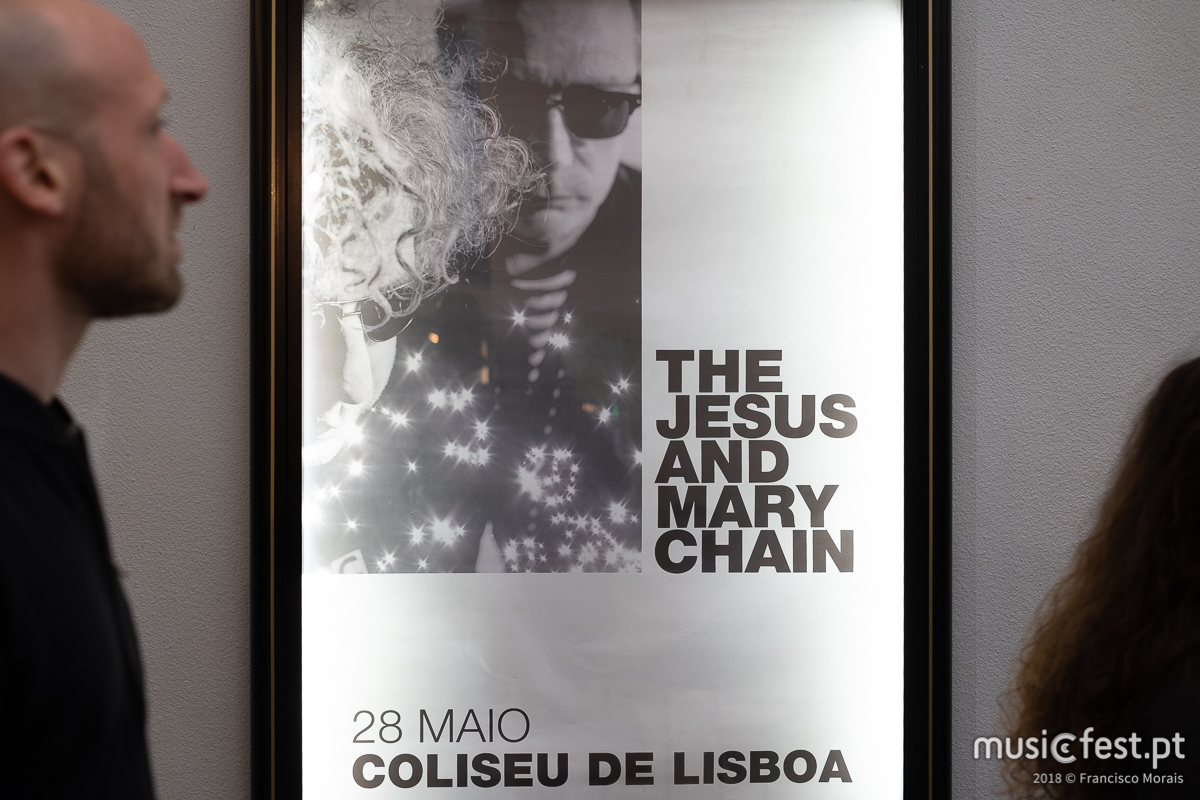 Vê aqui todas as fotos dos The Jesus and Mary Chain no Coliseu de Lisboa