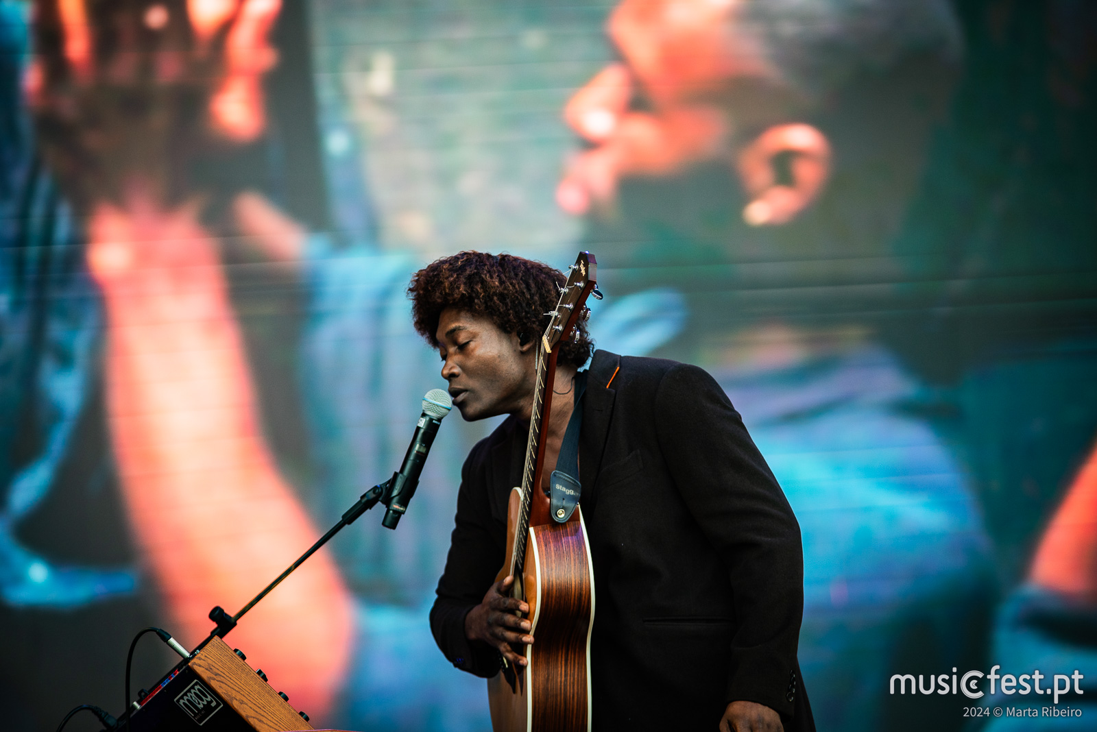 Vê aqui todas as fotos de Benjamin Clementine no NOS Alive'24